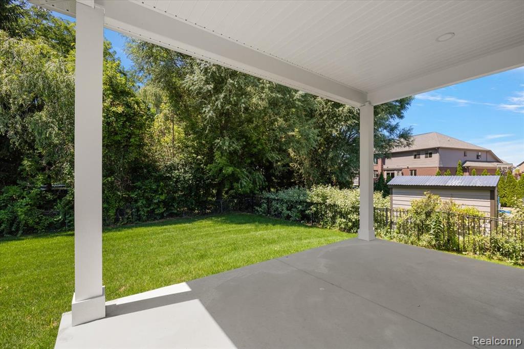 49287 London Bridge Drive Property Photo 60