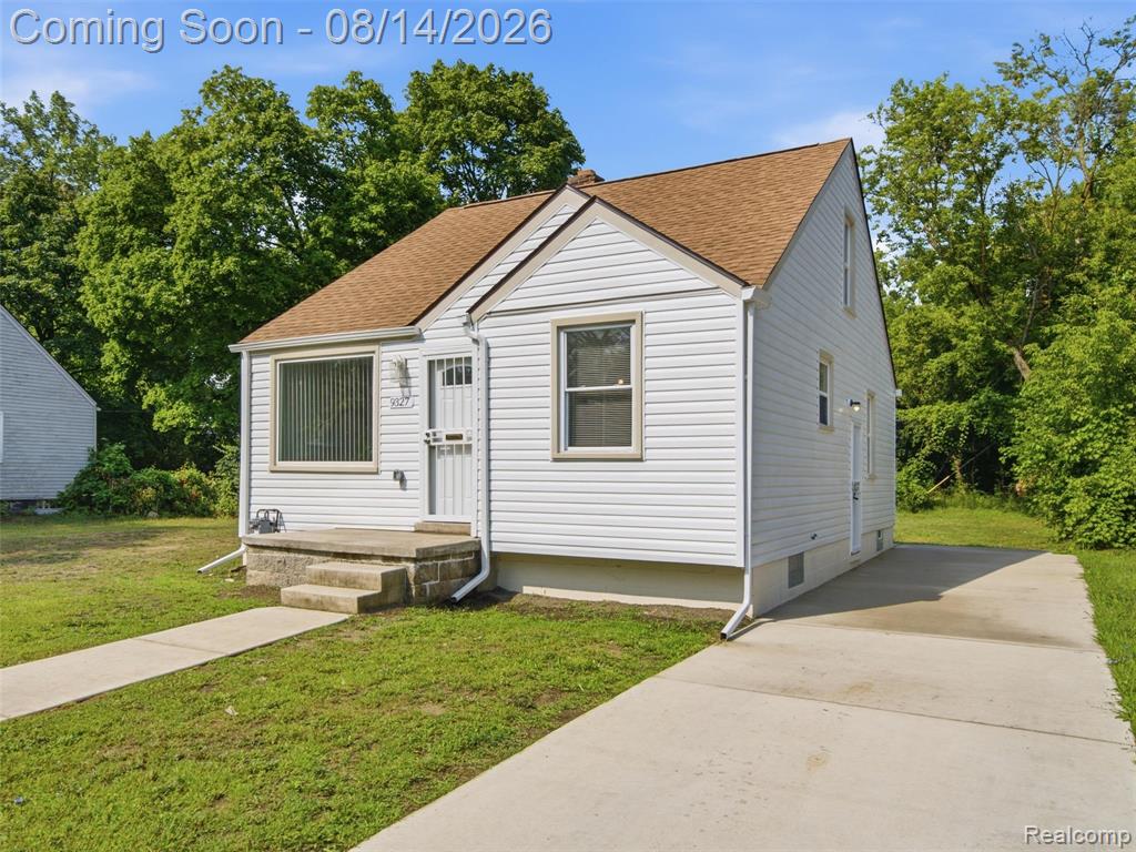 9327 Rutland Street Property Photo 3