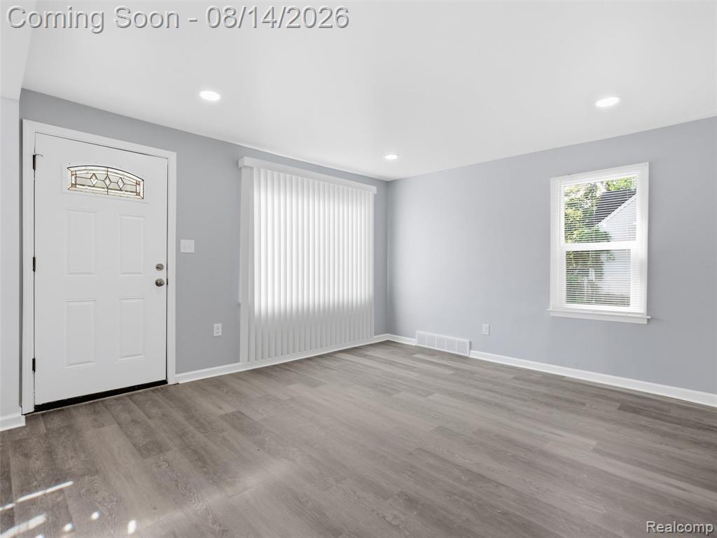 9327 Rutland Street Property Photo 6