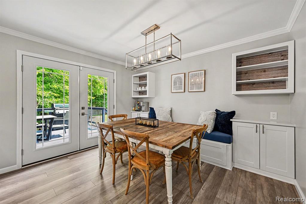 2104 Highfield Road Property Photo 11