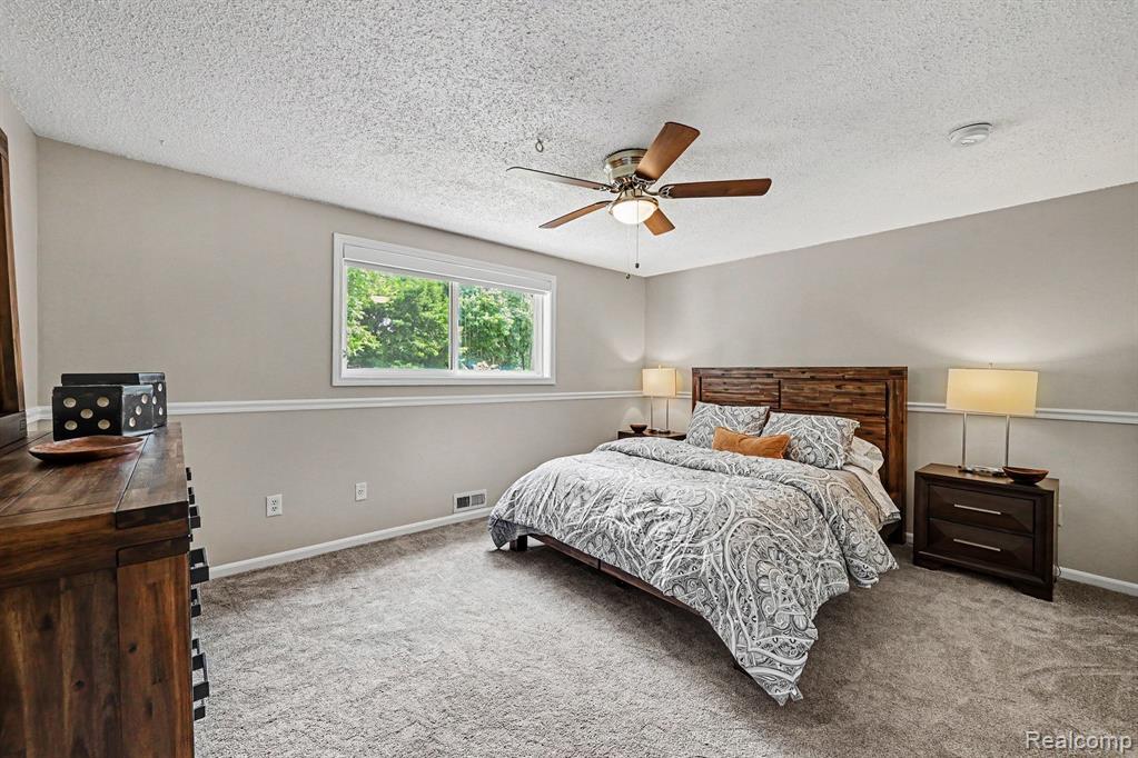 2104 Highfield Road Property Photo 15