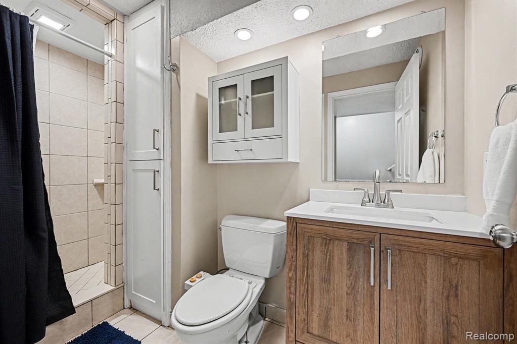 2104 Highfield Road Property Photo 20