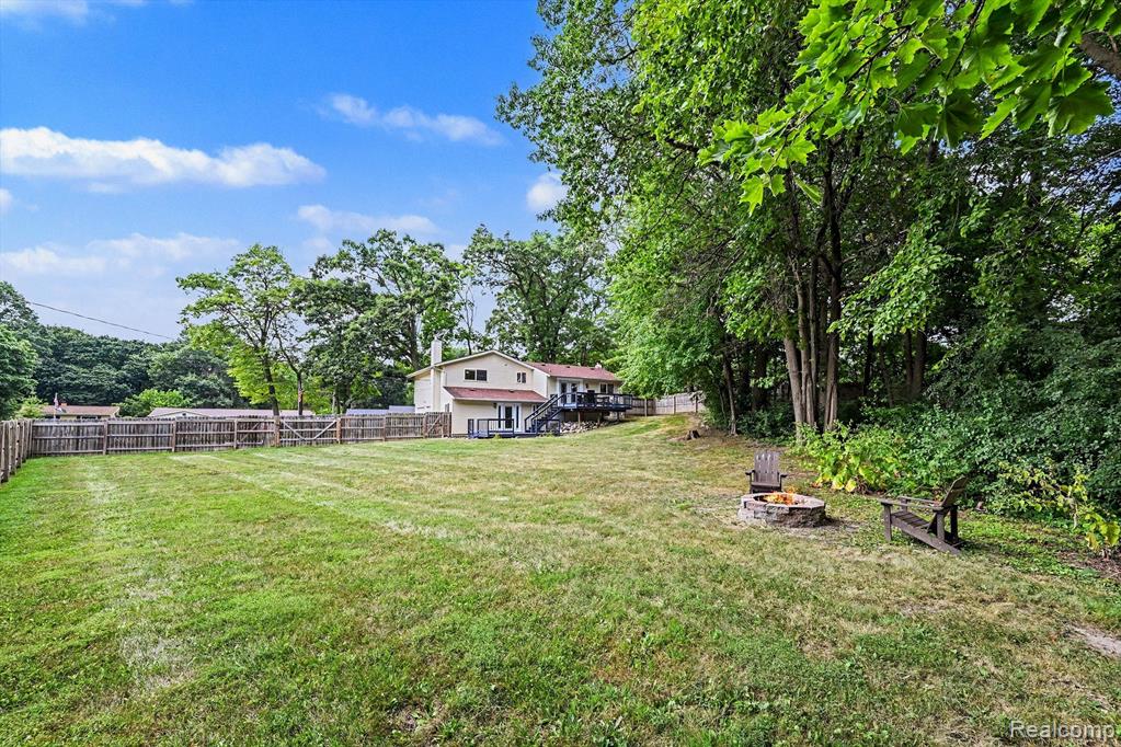 2104 Highfield Road Property Photo 24