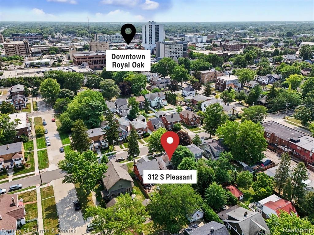312 S Pleasant Street Property Photo 4