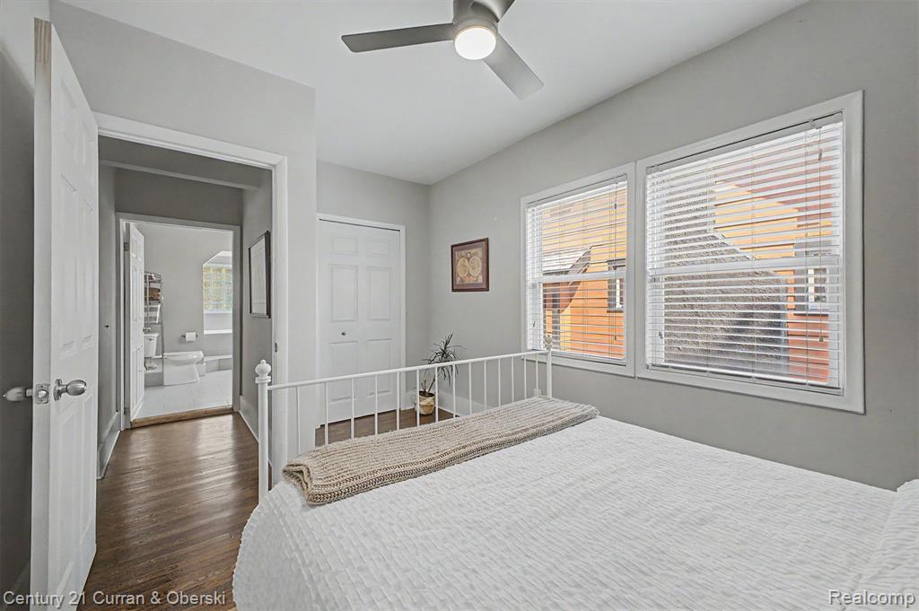 312 S Pleasant Street Property Photo 20