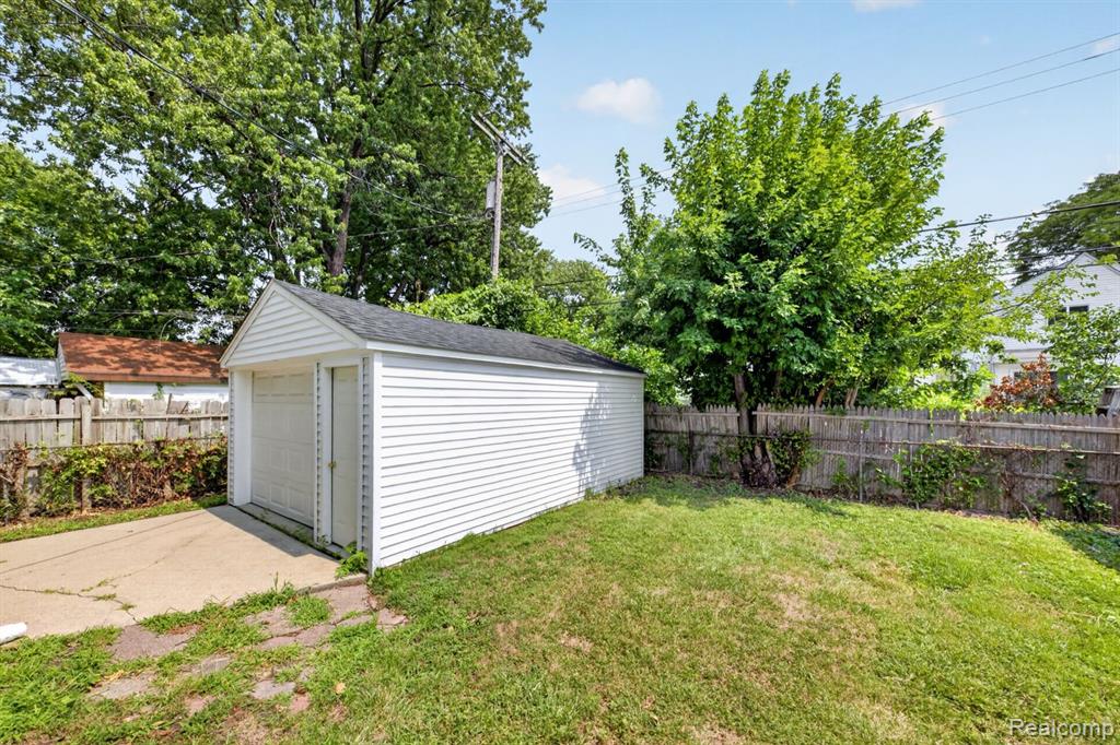 3330 Harris Street Property Photo 25