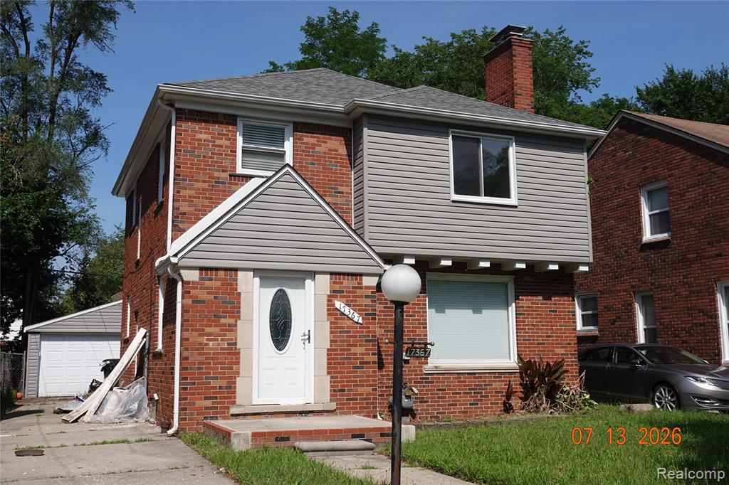 17367 Huntington Road Property Photo 7