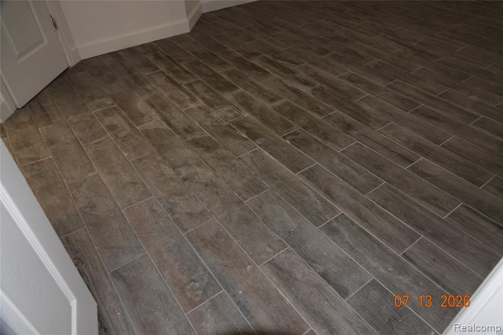 17367 Huntington Road Property Photo 24