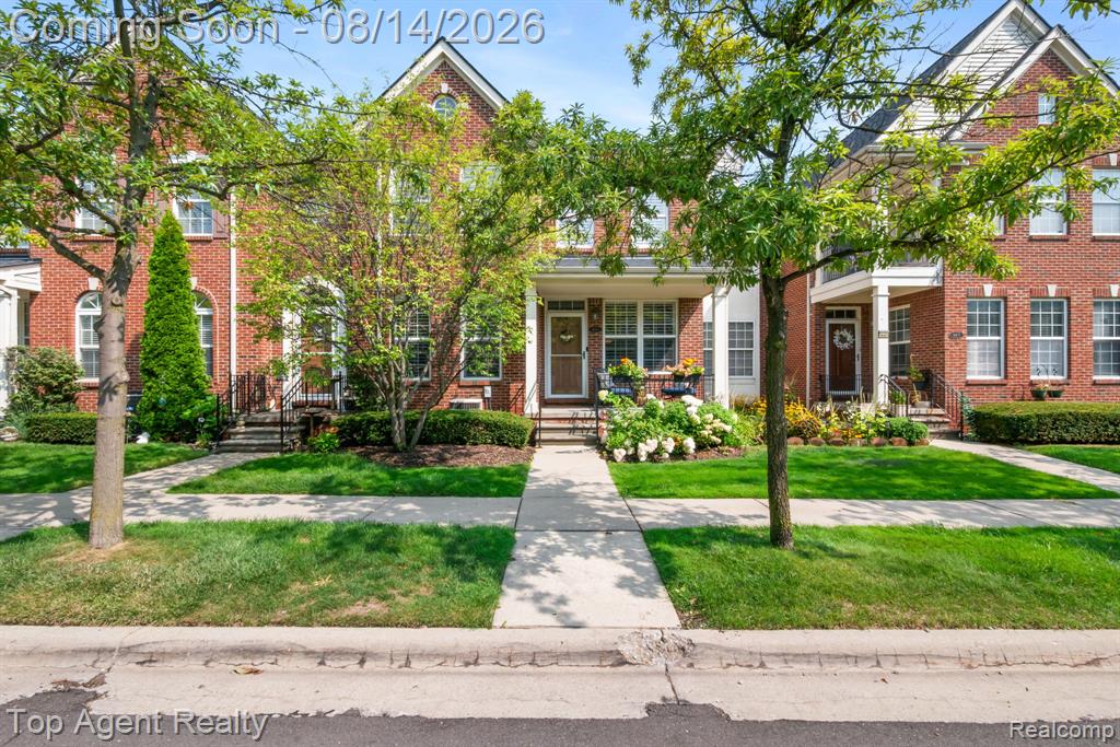 14443 Victoria Drive Property Photo 1