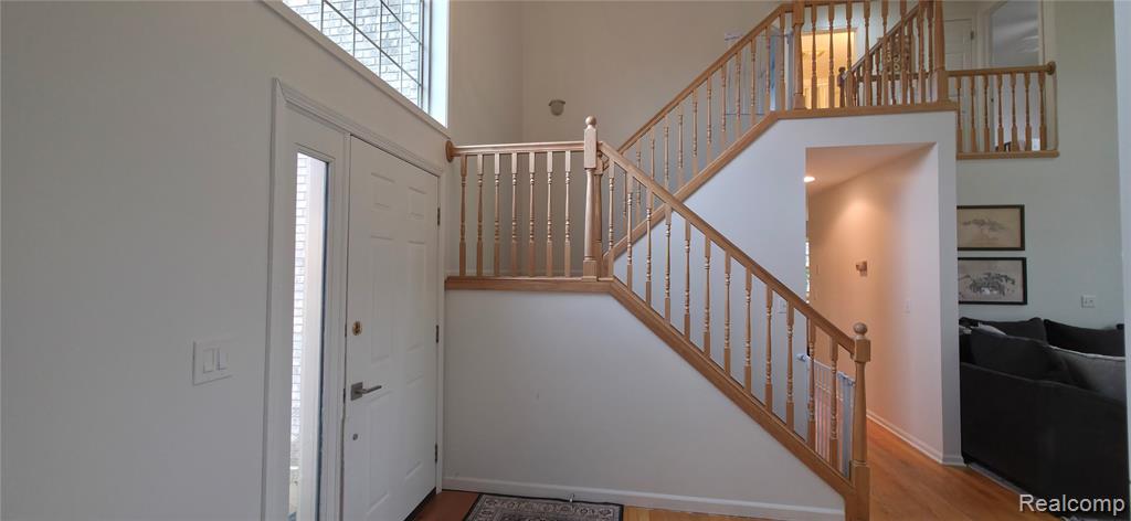 766 Pembroke Drive Property Photo 9
