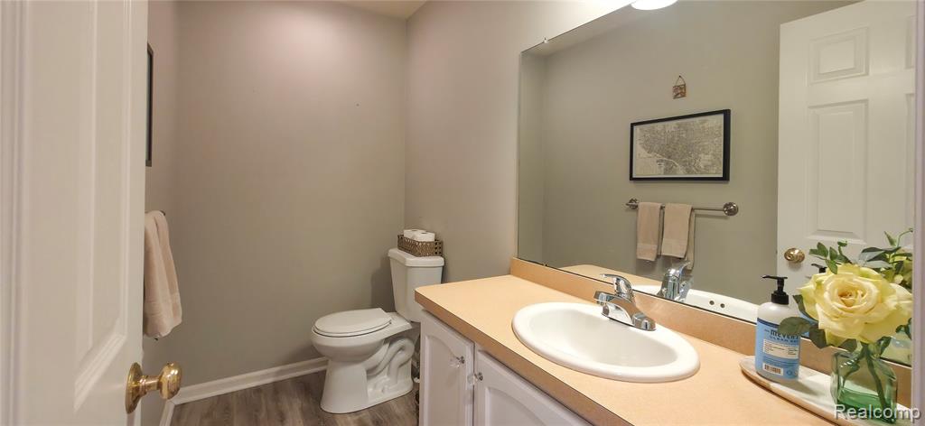 766 Pembroke Drive Property Photo 14