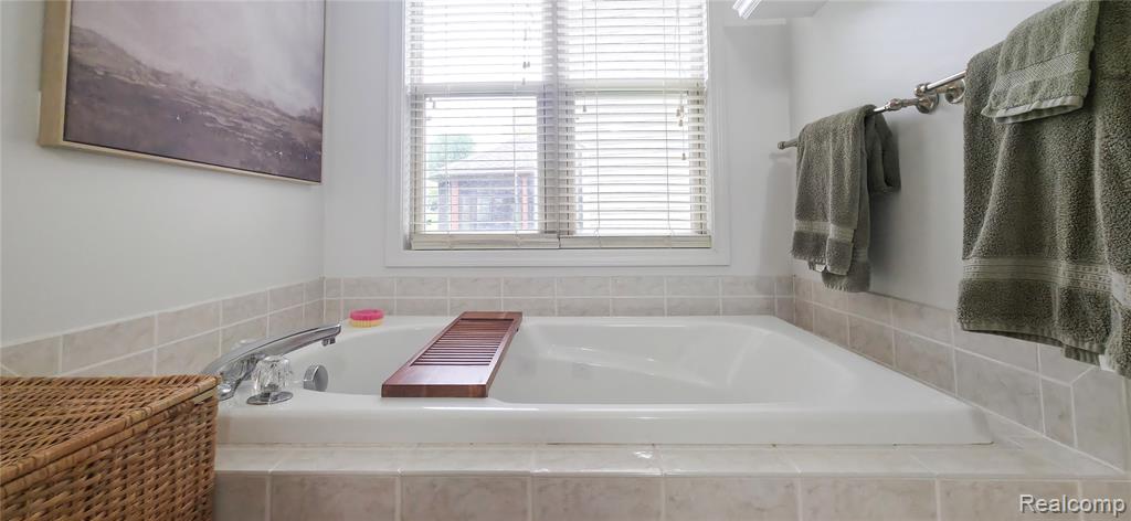 766 Pembroke Drive Property Photo 23