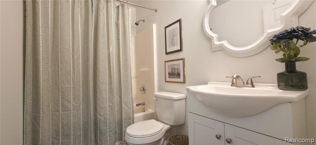 766 Pembroke Drive Property Photo 30