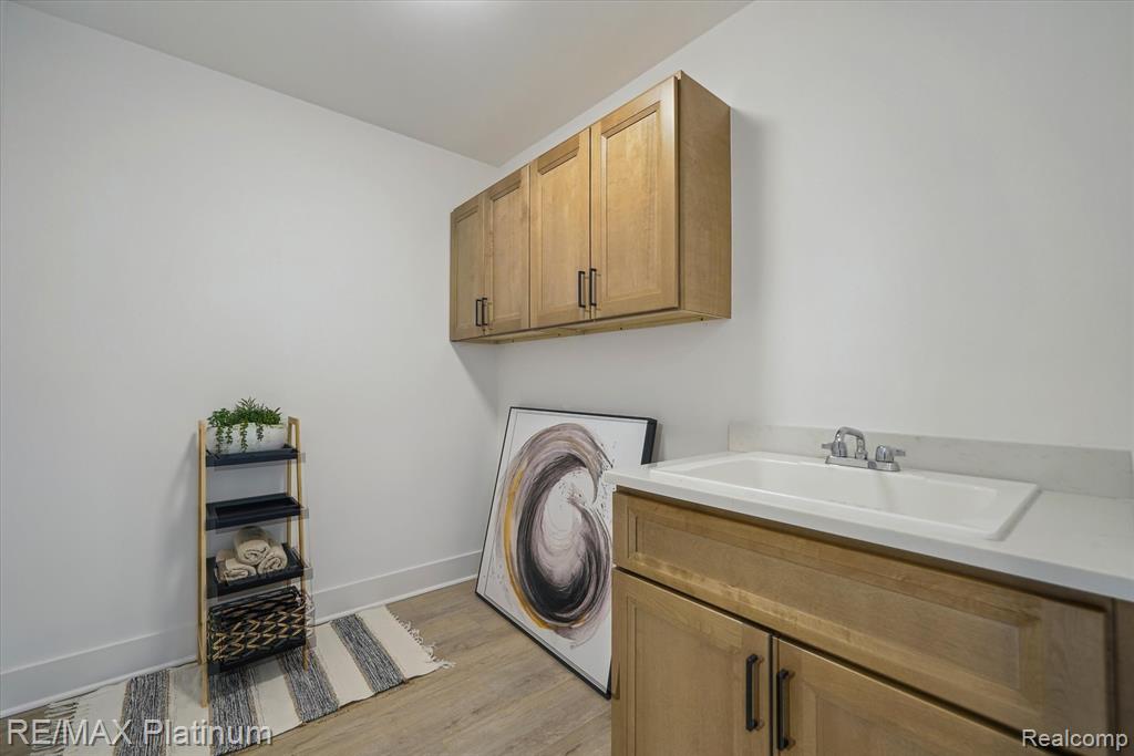 1665 Pinecroft Lane Property Photo 12