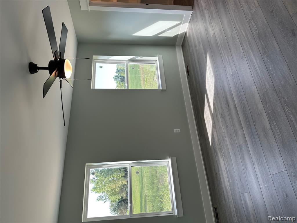 7604 Church Road Property Photo 8