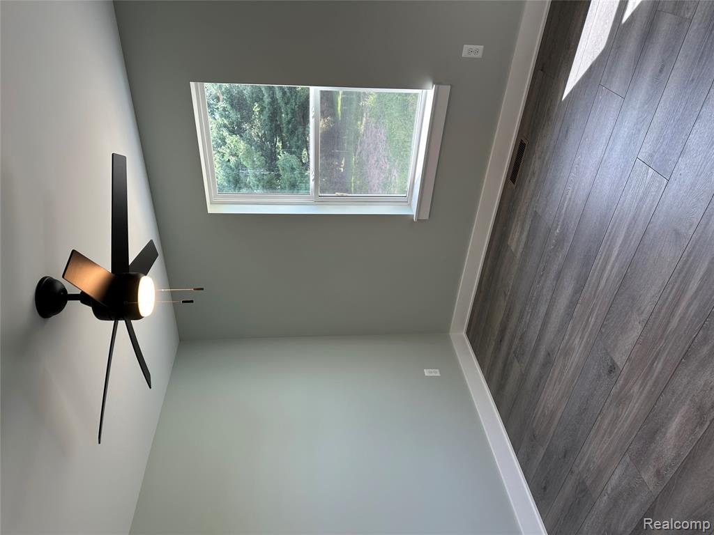 7604 Church Road Property Photo 13