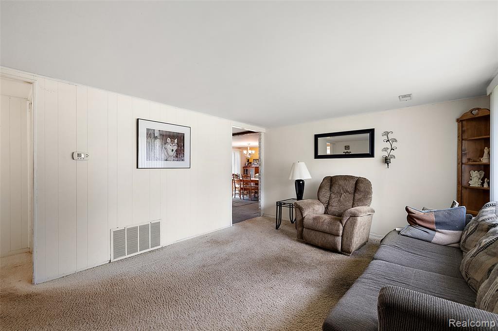 1790 Scheifle Road Property Photo 2