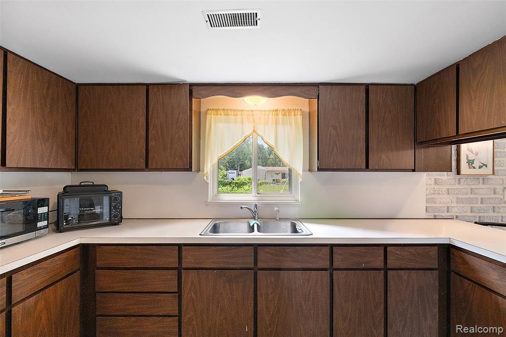 1790 Scheifle Road Property Photo 10
