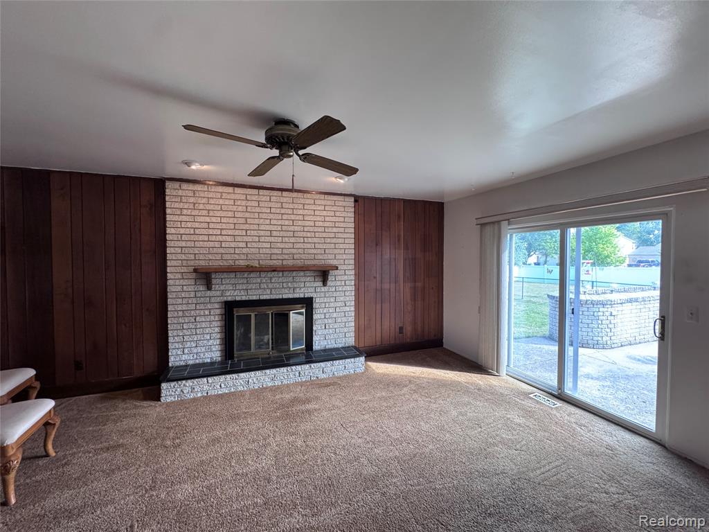 42714 Castle Drive Property Photo 10