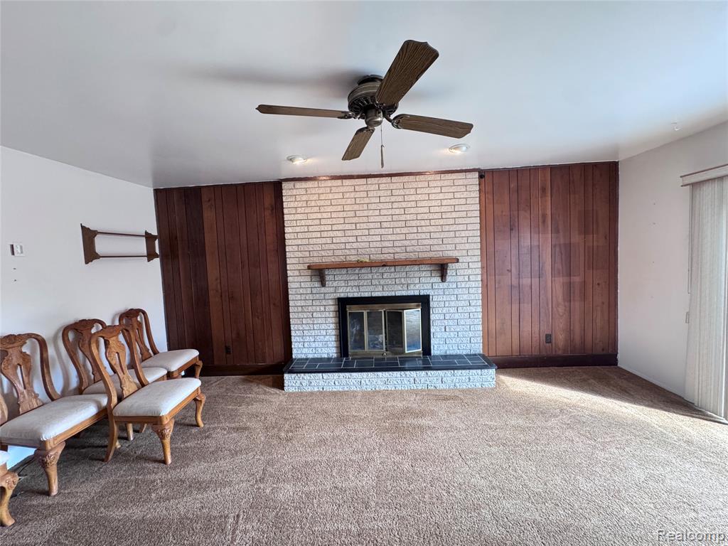 42714 Castle Drive Property Photo 11