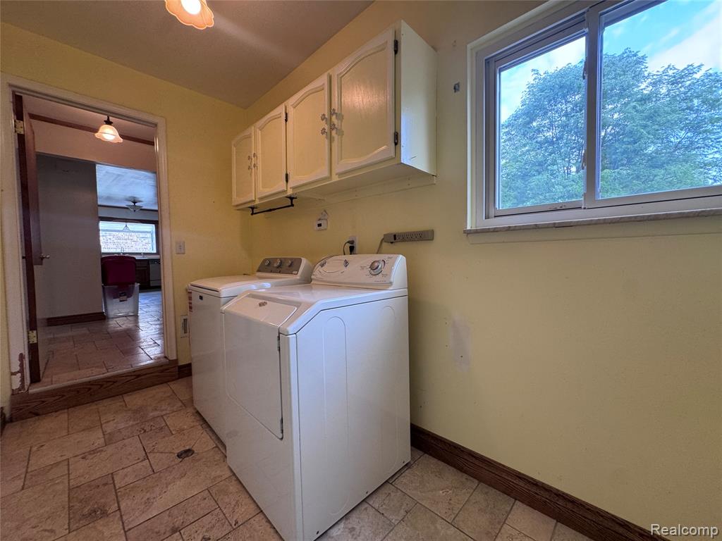 42714 Castle Drive Property Photo 21