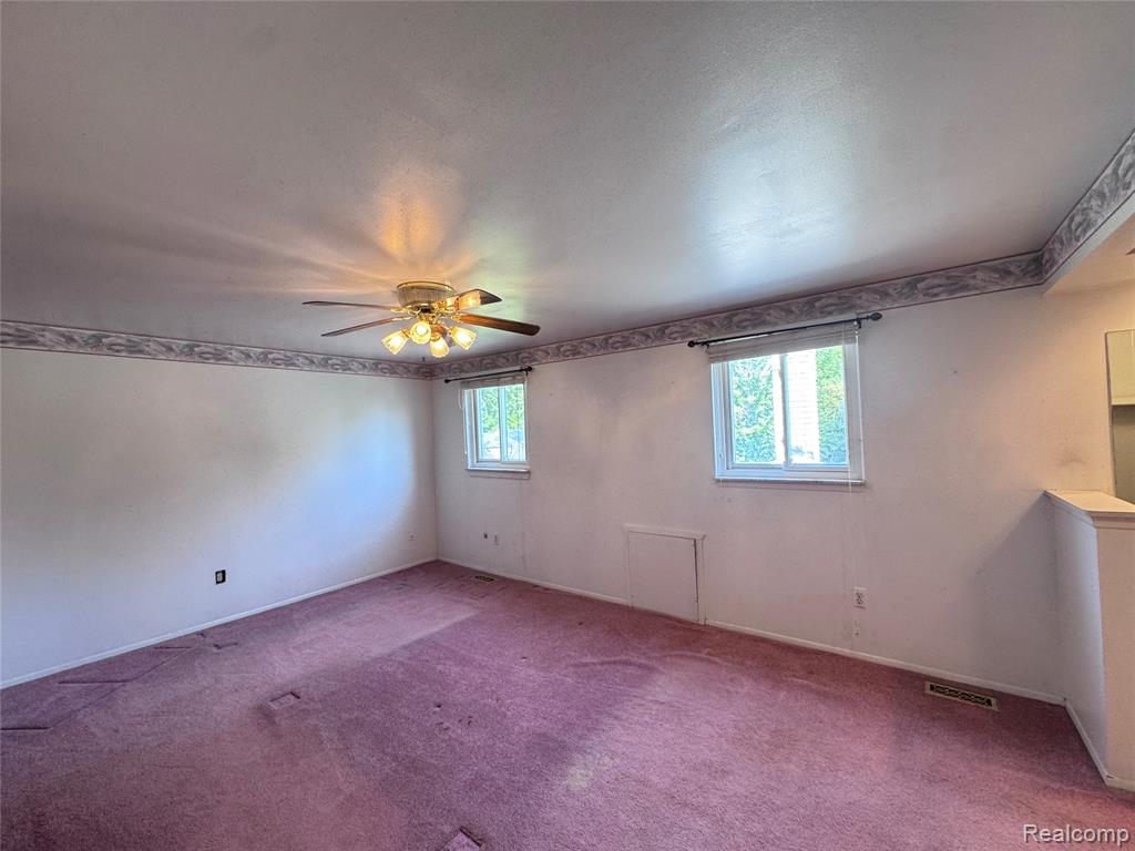 42714 Castle Drive Property Photo 23
