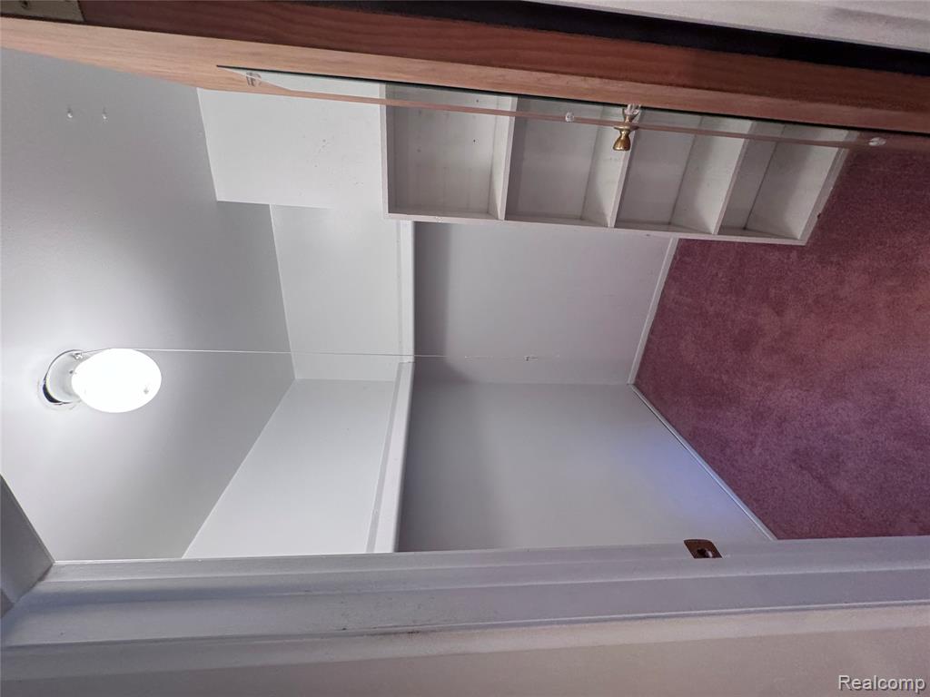 42714 Castle Drive Property Photo 27
