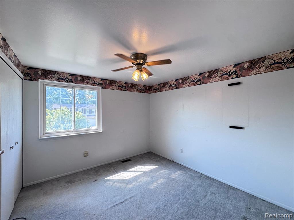42714 Castle Drive Property Photo 29