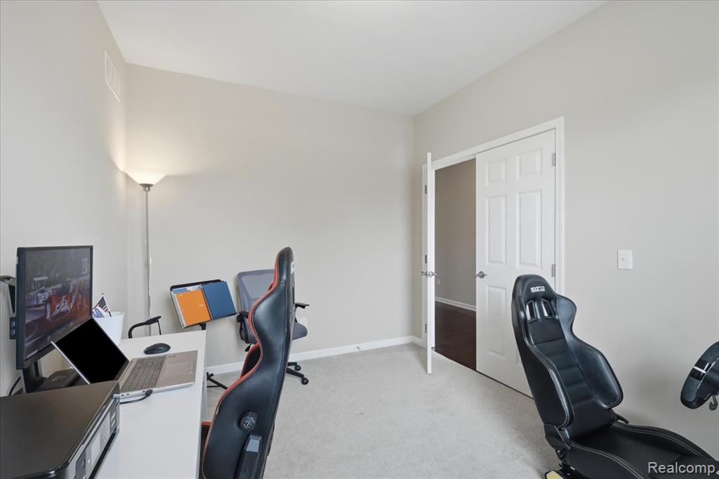 48327 Long Leaf Drive Property Photo 21