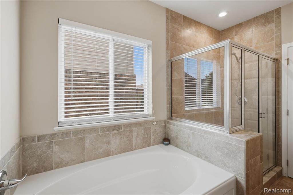 48327 Long Leaf Drive Property Photo 27