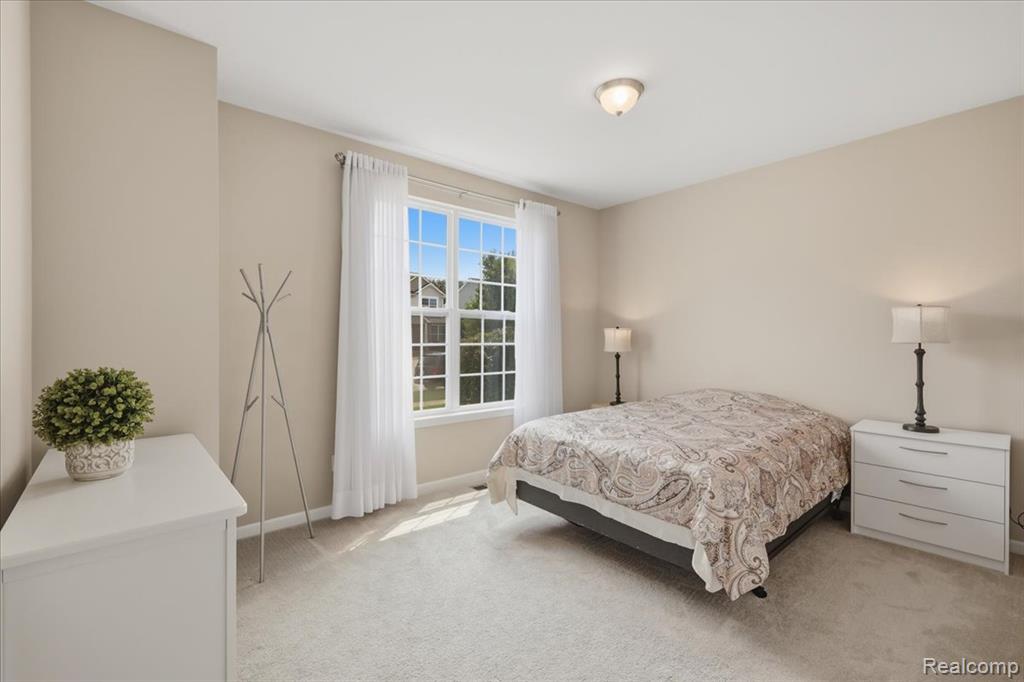 48327 Long Leaf Drive Property Photo 29