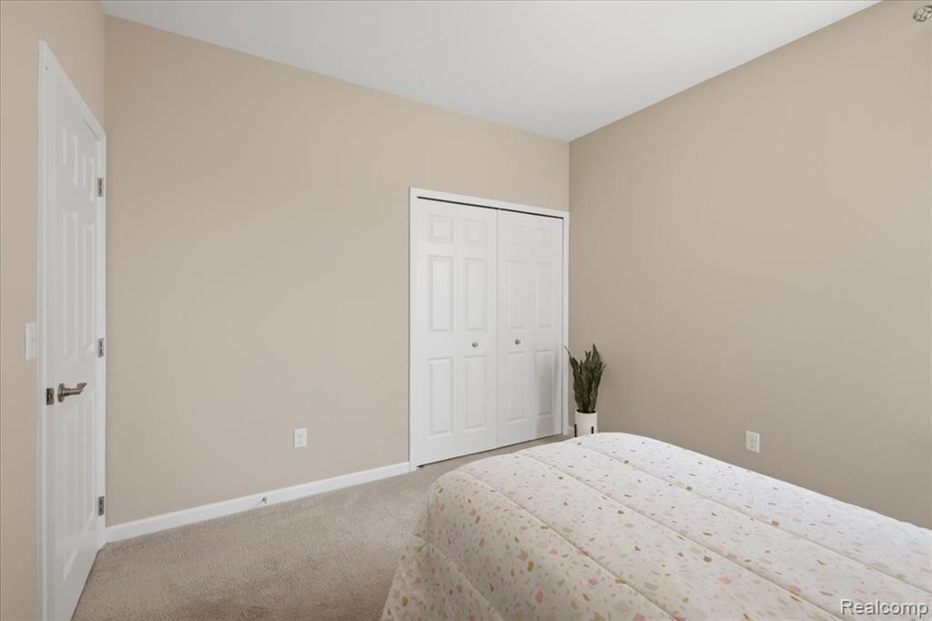 48327 Long Leaf Drive Property Photo 32