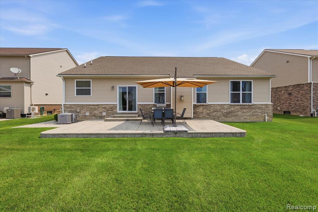 48327 Long Leaf Drive Property Photo 41