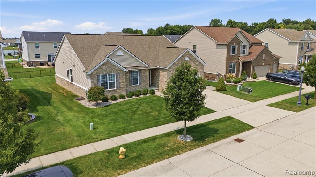 48327 Long Leaf Drive Property Photo 46