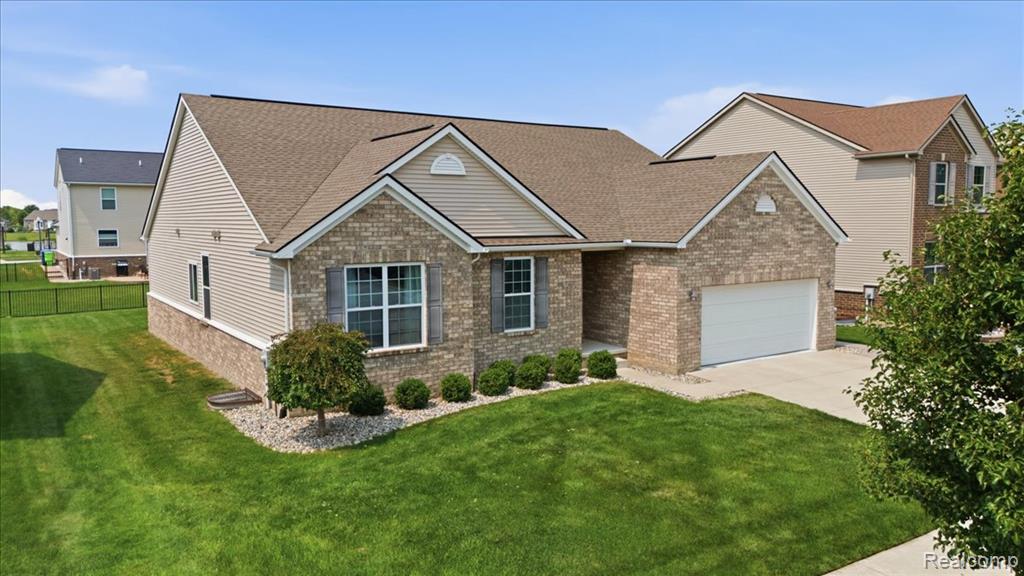 48327 Long Leaf Drive Property Photo 47