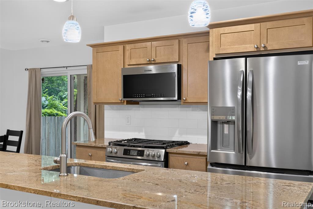 49050 Fuller Road Property Photo 8