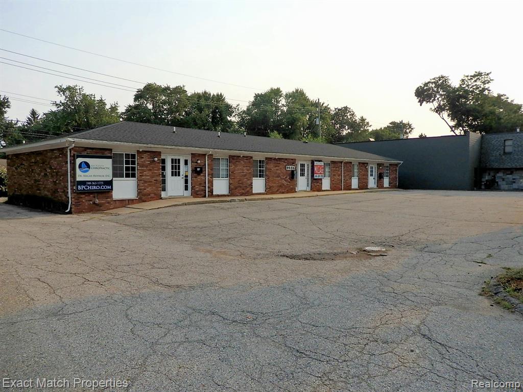 9555 Commerce Road Property Photo 2