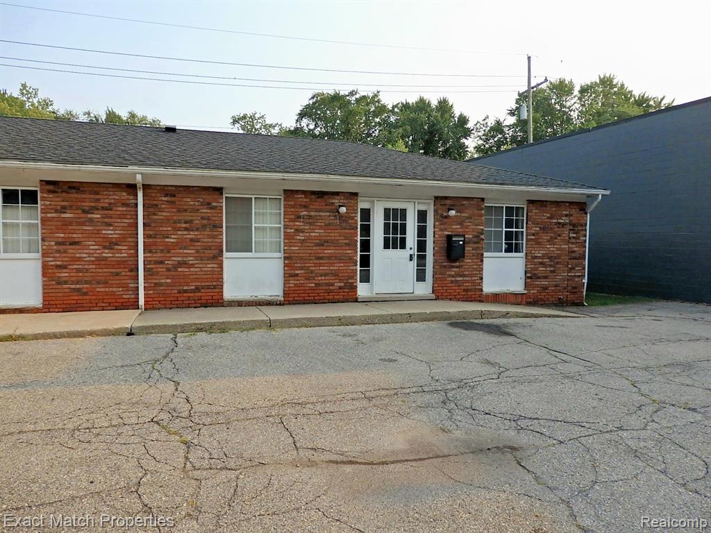 9555 Commerce Road Property Photo 10