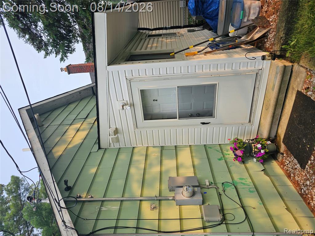 22049 Cushing Avenue Property Photo 13
