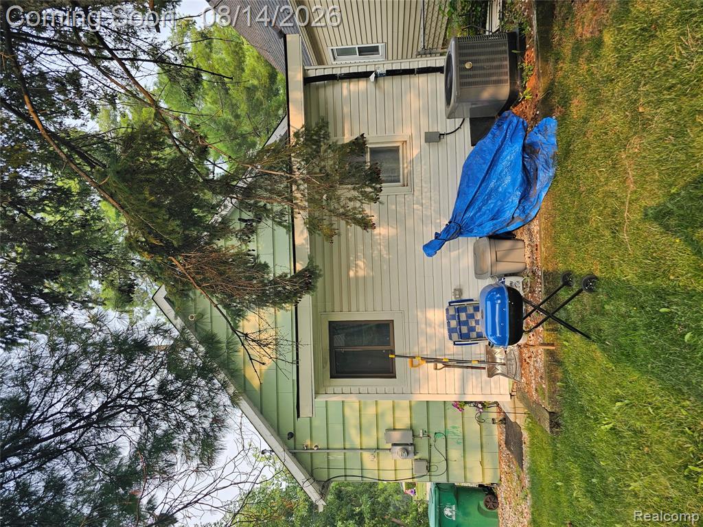 22049 Cushing Avenue Property Photo 14