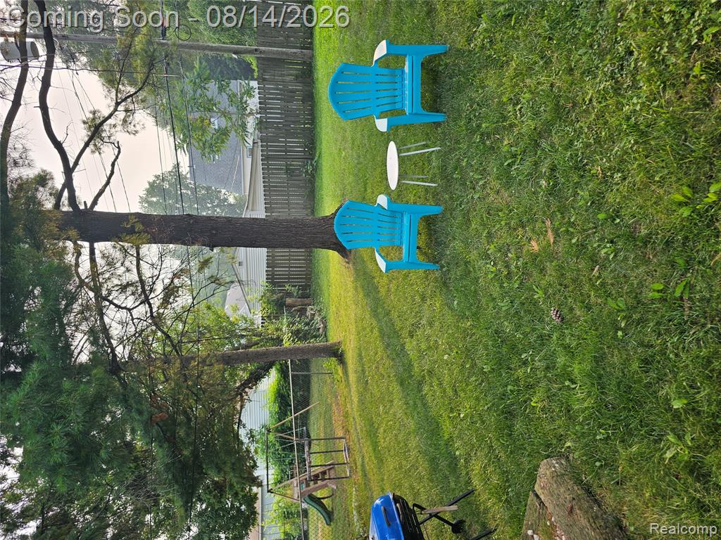 22049 Cushing Avenue Property Photo 15