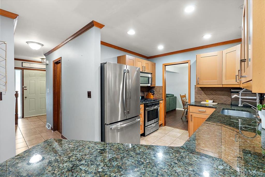 4256 Highland Court Property Photo 12