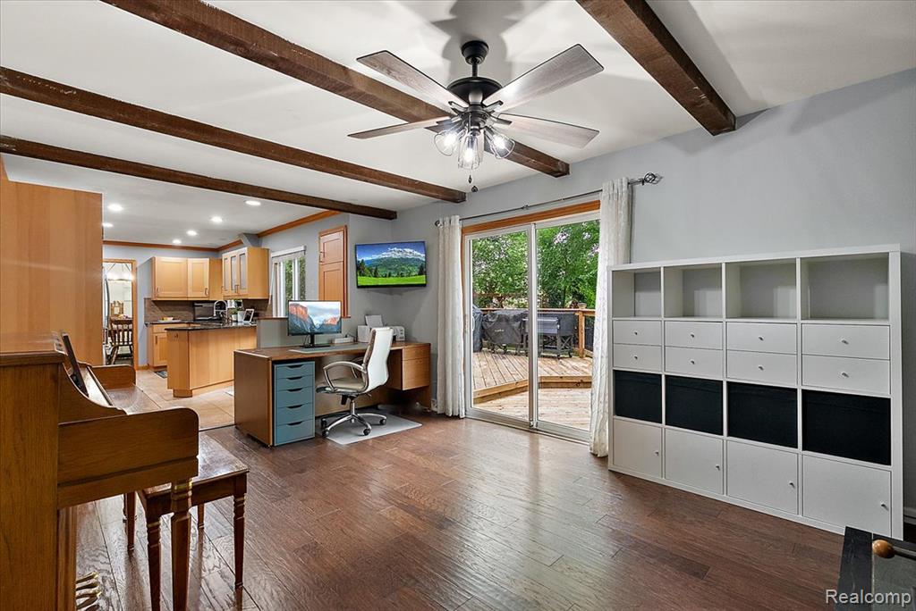 4256 Highland Court Property Photo 14