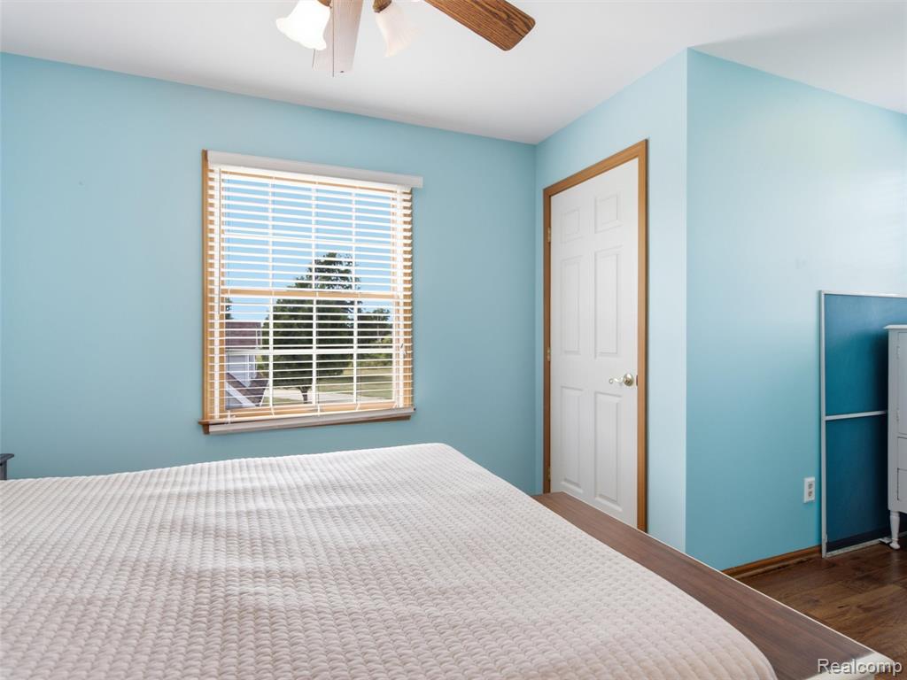 9493 Ray Road Property Photo 17