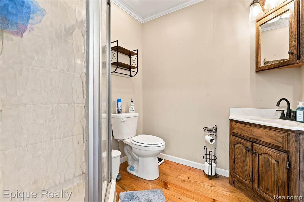 7228 Yankee Road Property Photo 28