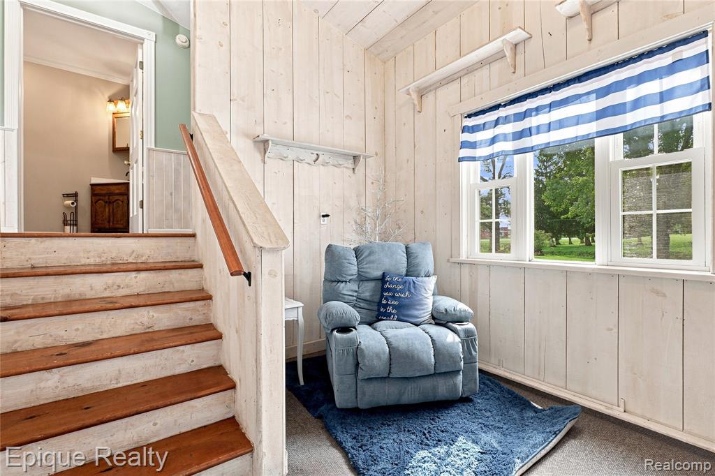 7228 Yankee Road Property Photo 29