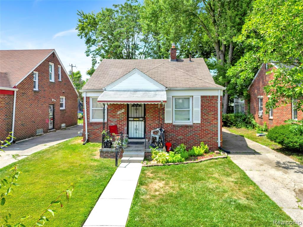 18485 Prevost Street Property Photo 1