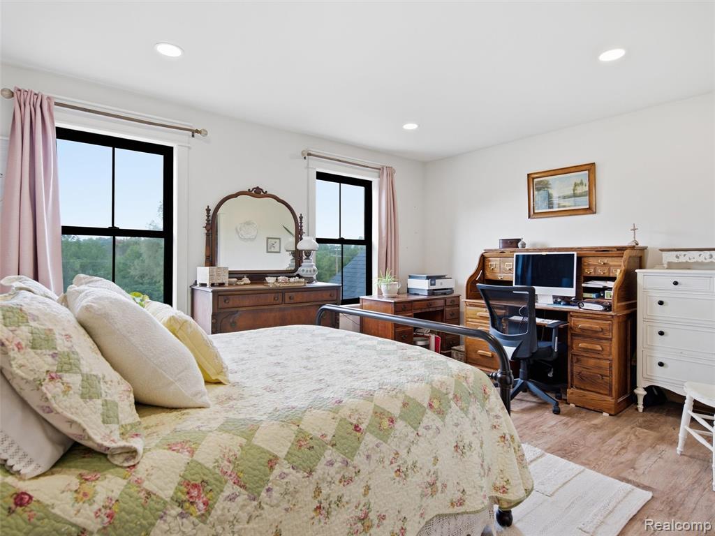 7241 Lyons Road Property Photo 27