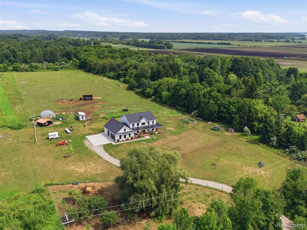 7241 Lyons Road Property Photo 43