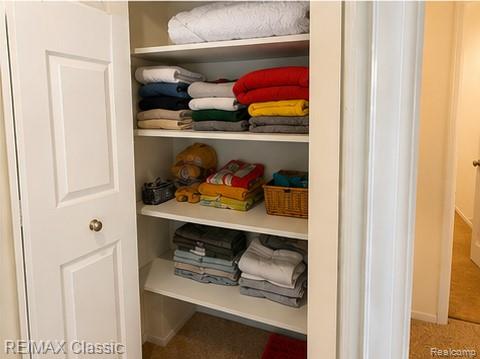 848 N Main Street Property Photo 9